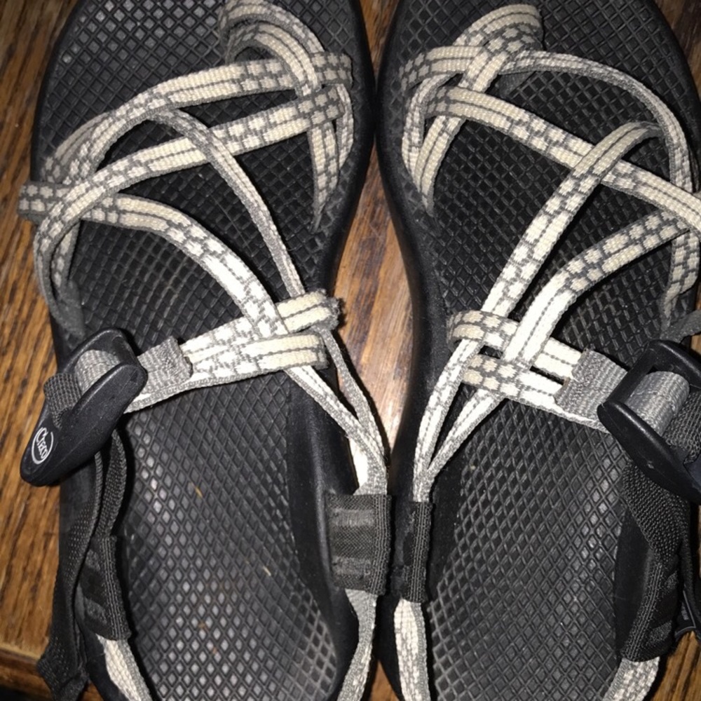 CHACOS SIZE 7
